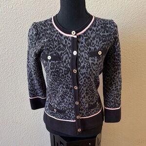 💖💖Karl Lagerfeld Gray Leopard Cardigan with Pink Details💖💖